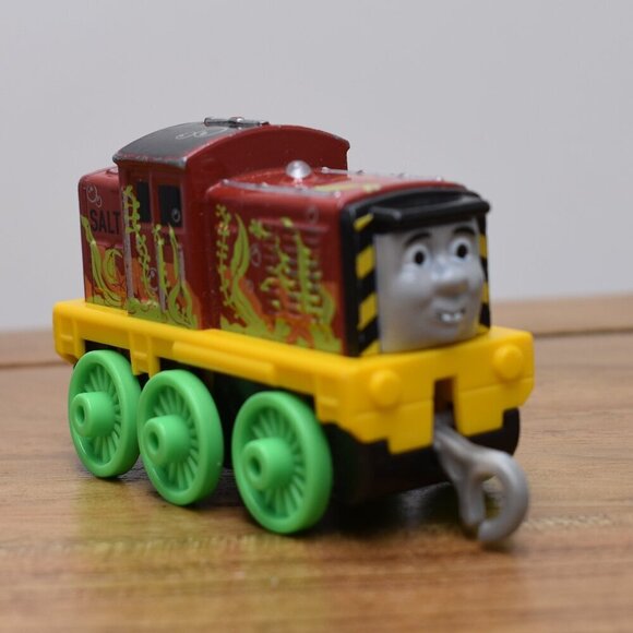 Seaweed Salty Trackmaster Push Along Train Toy 2018 Thomas & Friends Mattel - Picture 6 of 8
